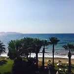Hotel Art Beach Guzelcamlı