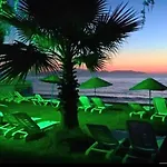Art Beach * Guzelcamlı