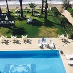Art Beach Hotel *