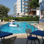 Art Beach Guzelcamlı