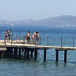 Art Beach Hotel Guzelcamlı