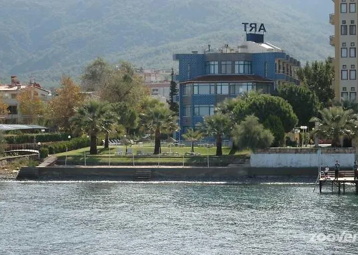 Art Beach Hotel Guzelcamlı